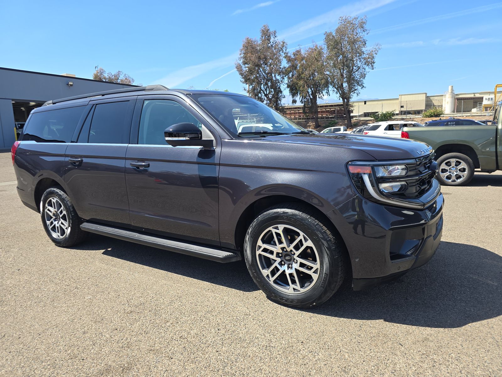 FORD EXPEDITION MAX - 4