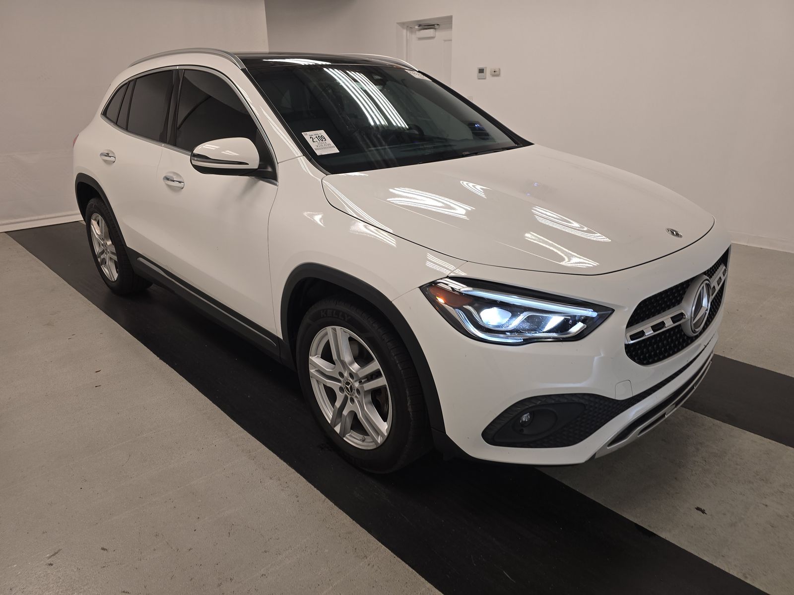 MERCEDES-BENZ GLA-CLASS - 4