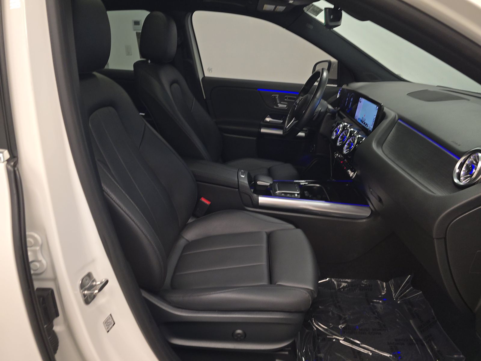 MERCEDES-BENZ GLA-CLASS - 9