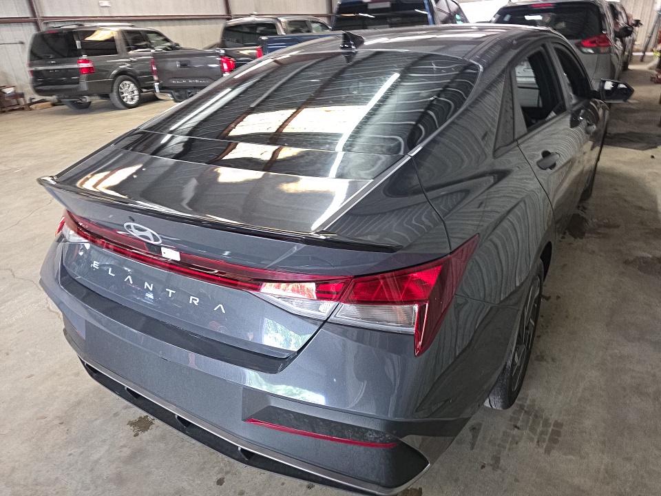 HYUNDAI SEL SPORT - 5