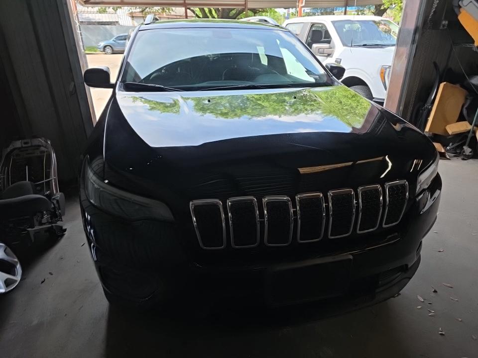 JEEP LATITUDE + - 3