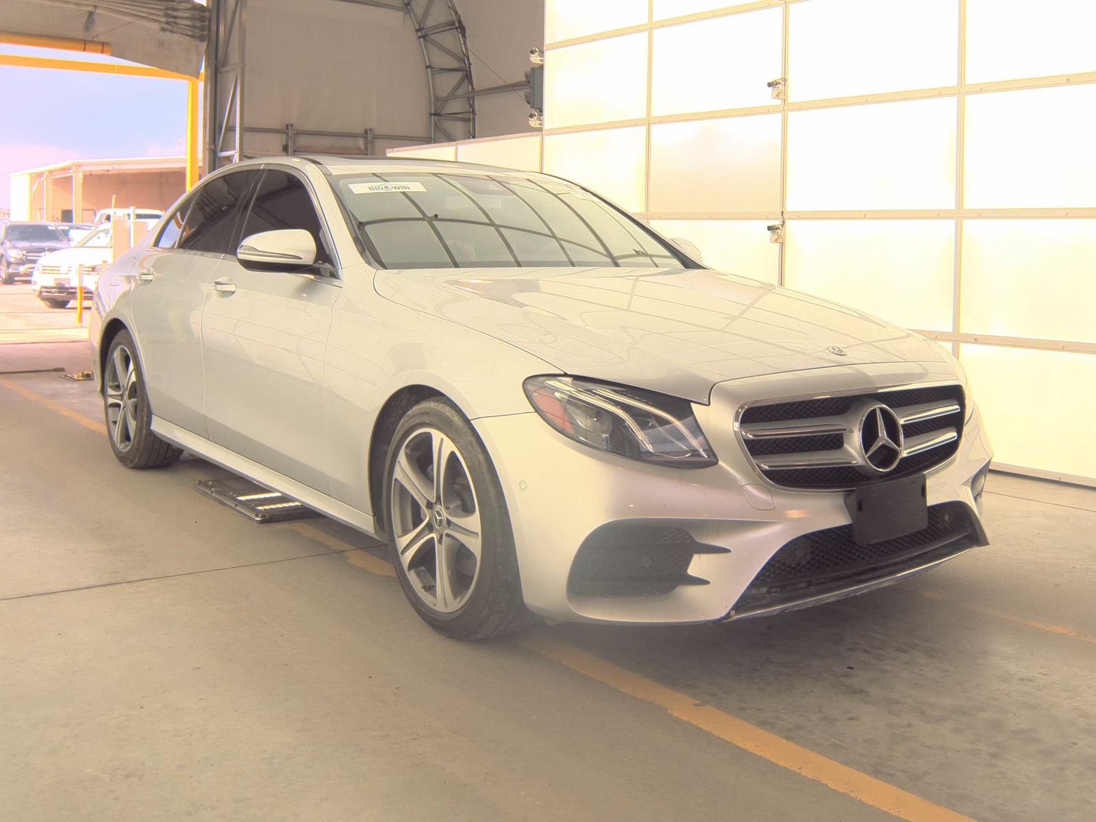 MERCEDES-BENZ E-CLASS - 5