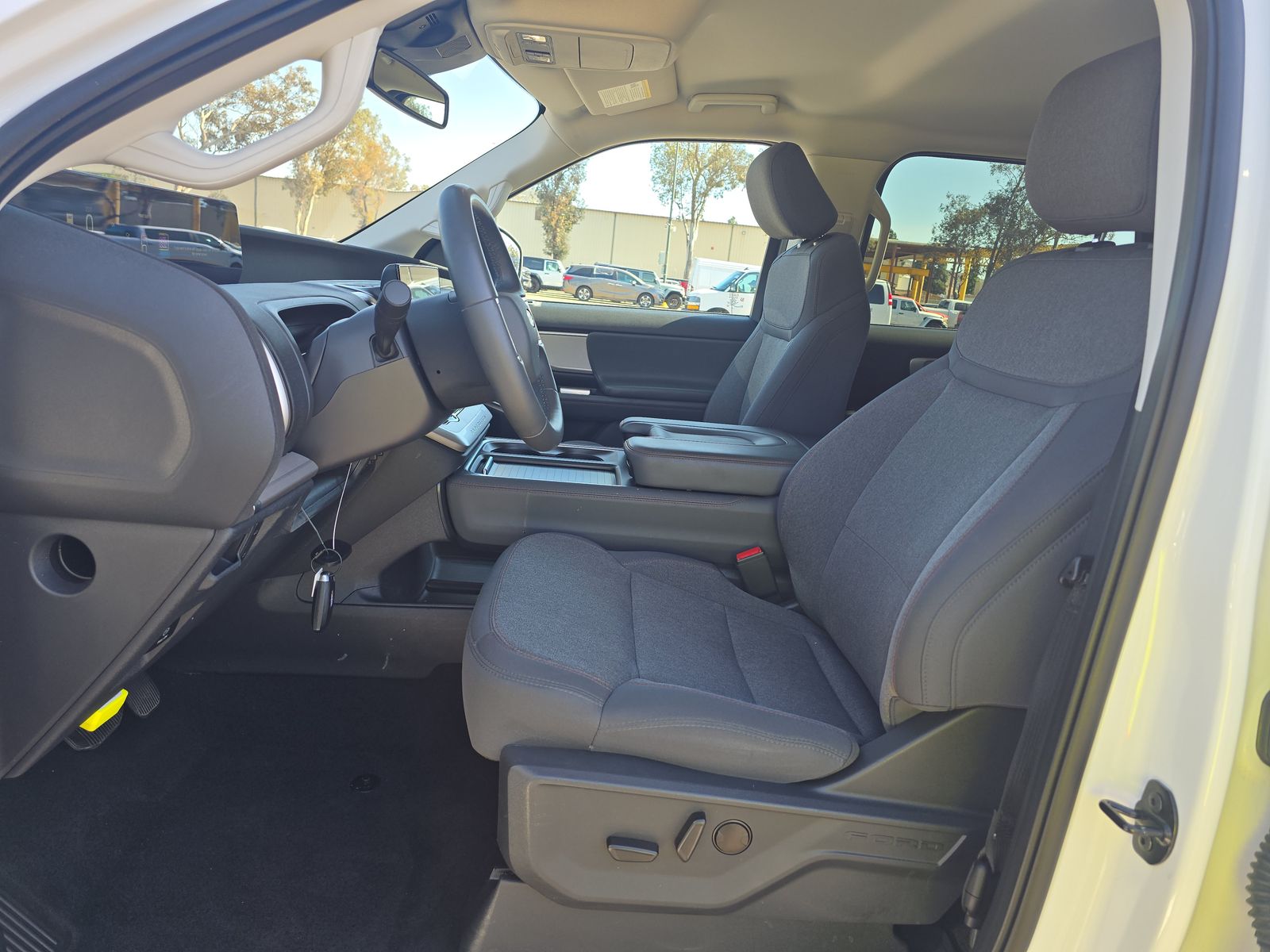 FORD EXPEDITION - 8