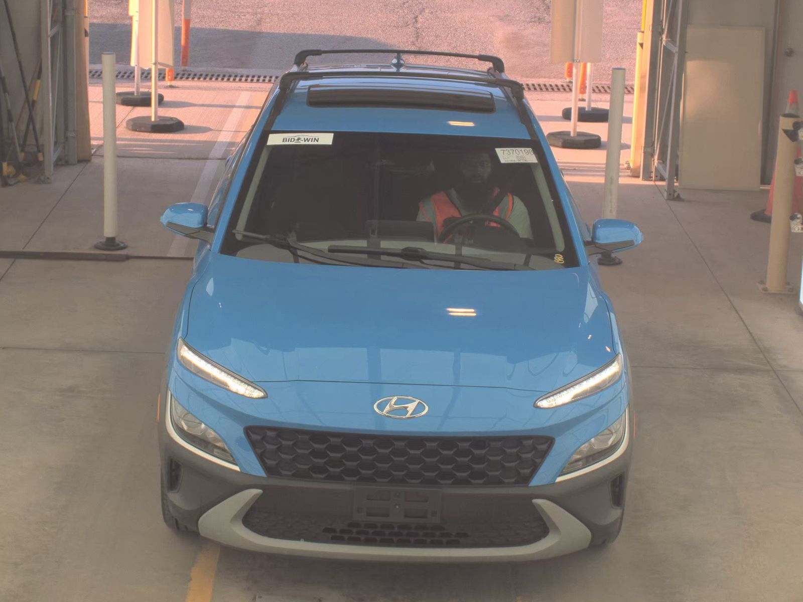 HYUNDAI SEL - 3