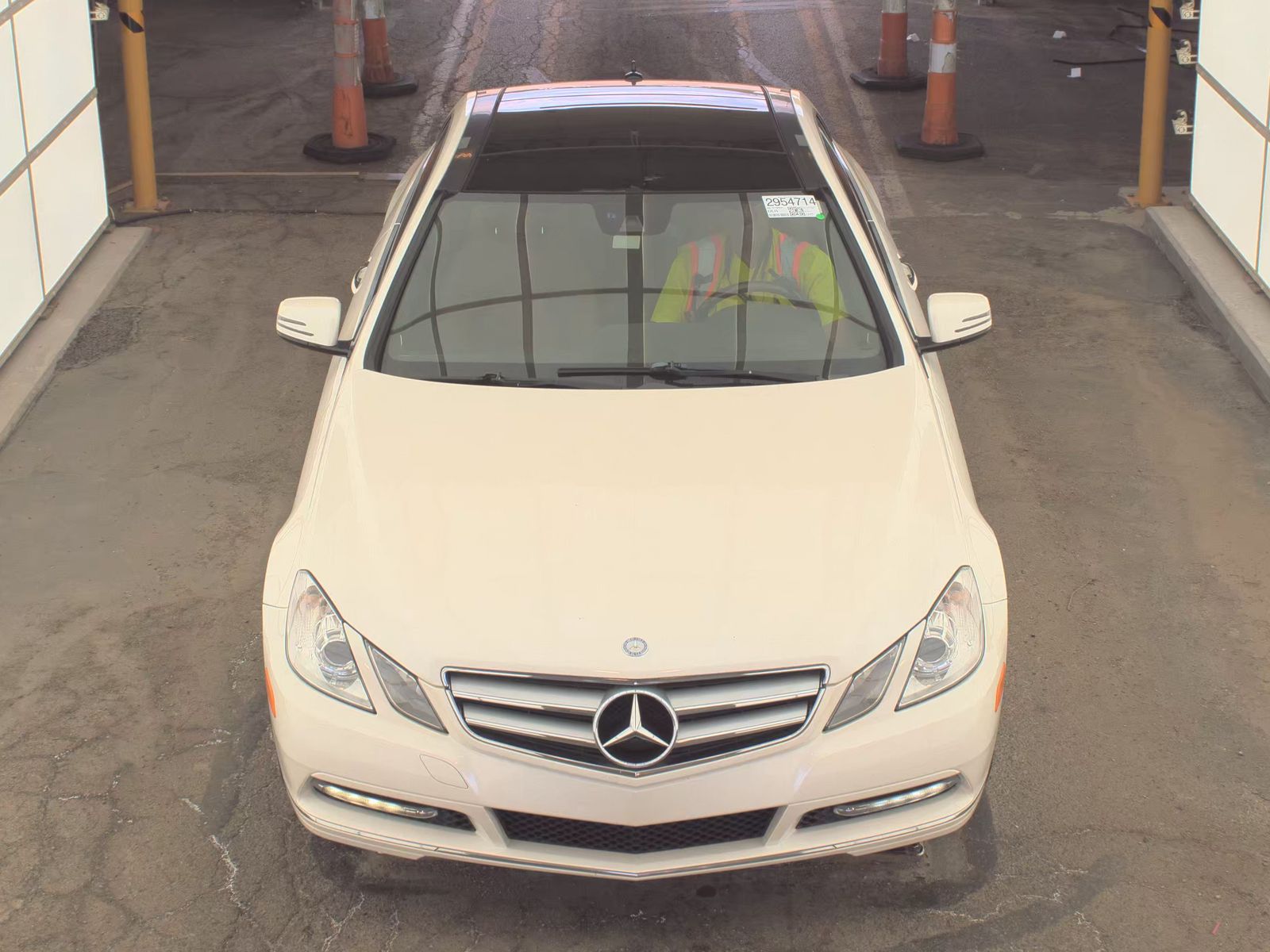 MERCEDES-BENZ E-CLASS - 3