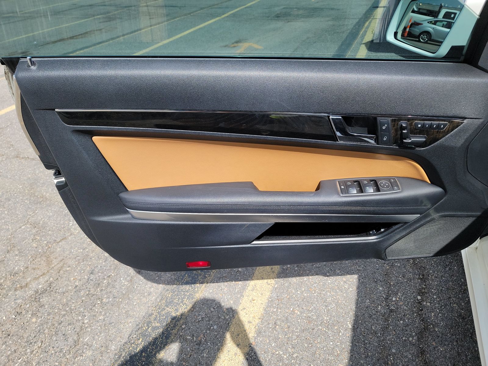 MERCEDES-BENZ E-CLASS - 10