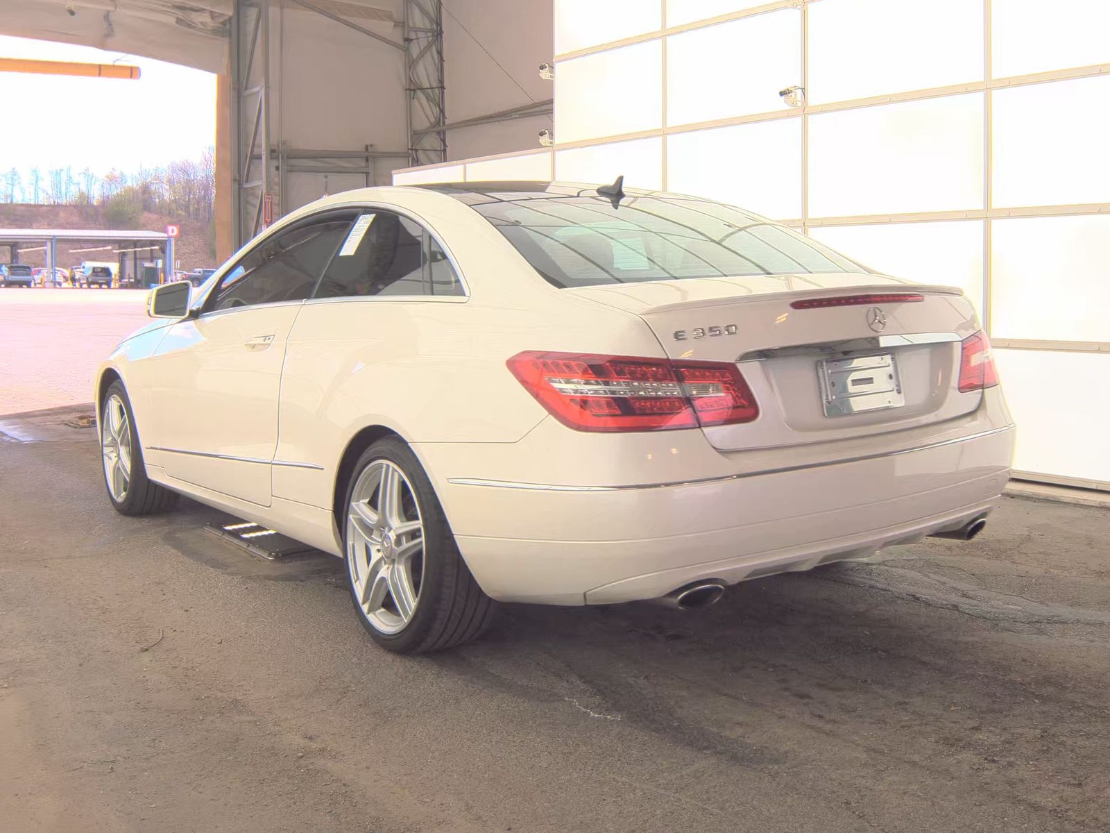 MERCEDES-BENZ E-CLASS - 7