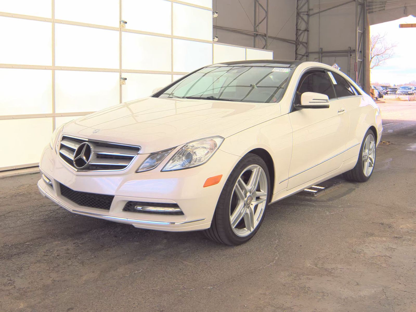 MERCEDES-BENZ E-CLASS - 1