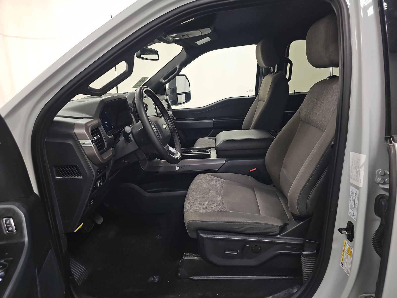 FORD F-150 - 8