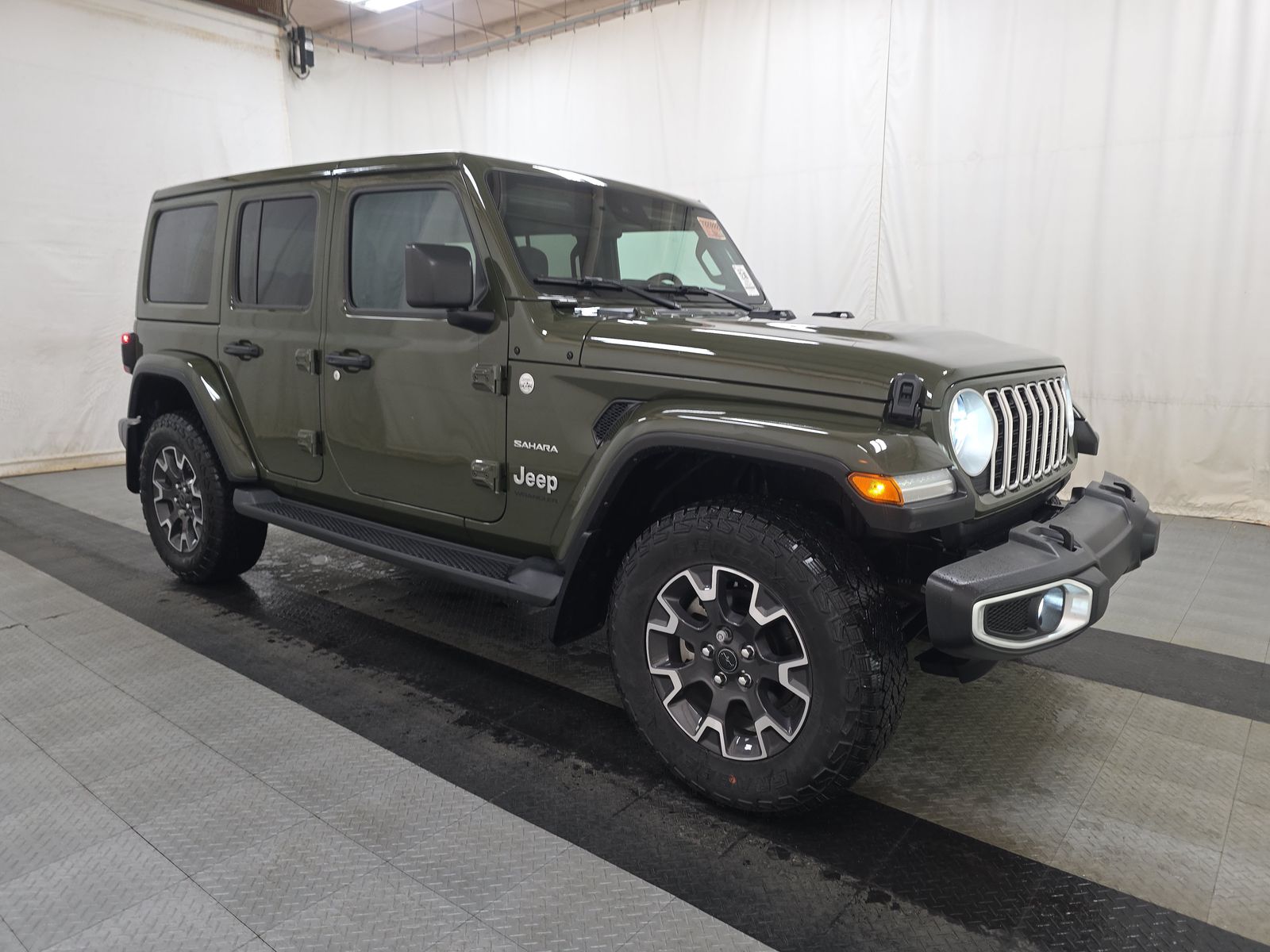JEEP SAHARA - 4