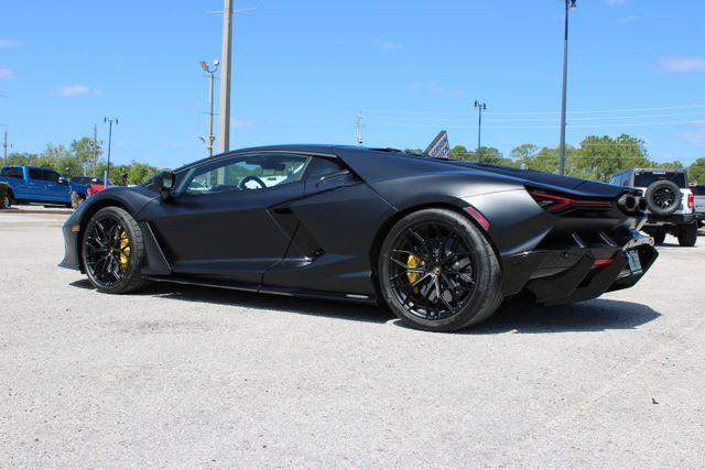 2024 Lamborghini Revuelto Base AWD