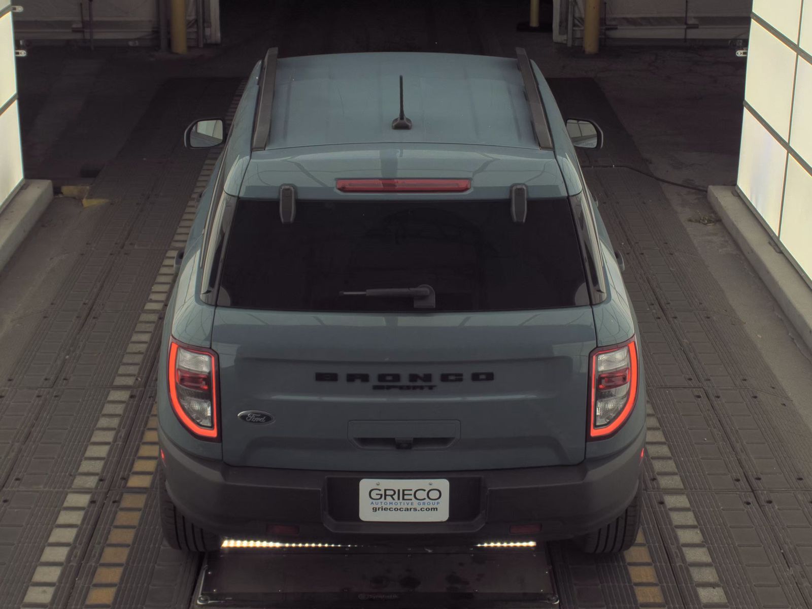 FORD BRONCO - 7