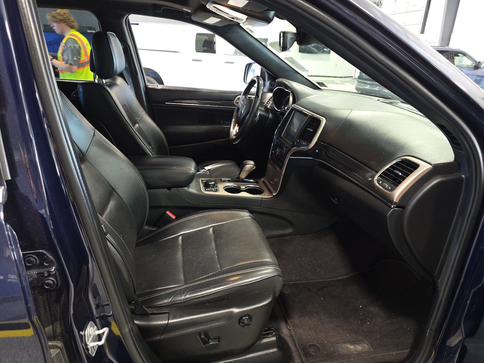 JEEP GRAND CHEROKEE - 9