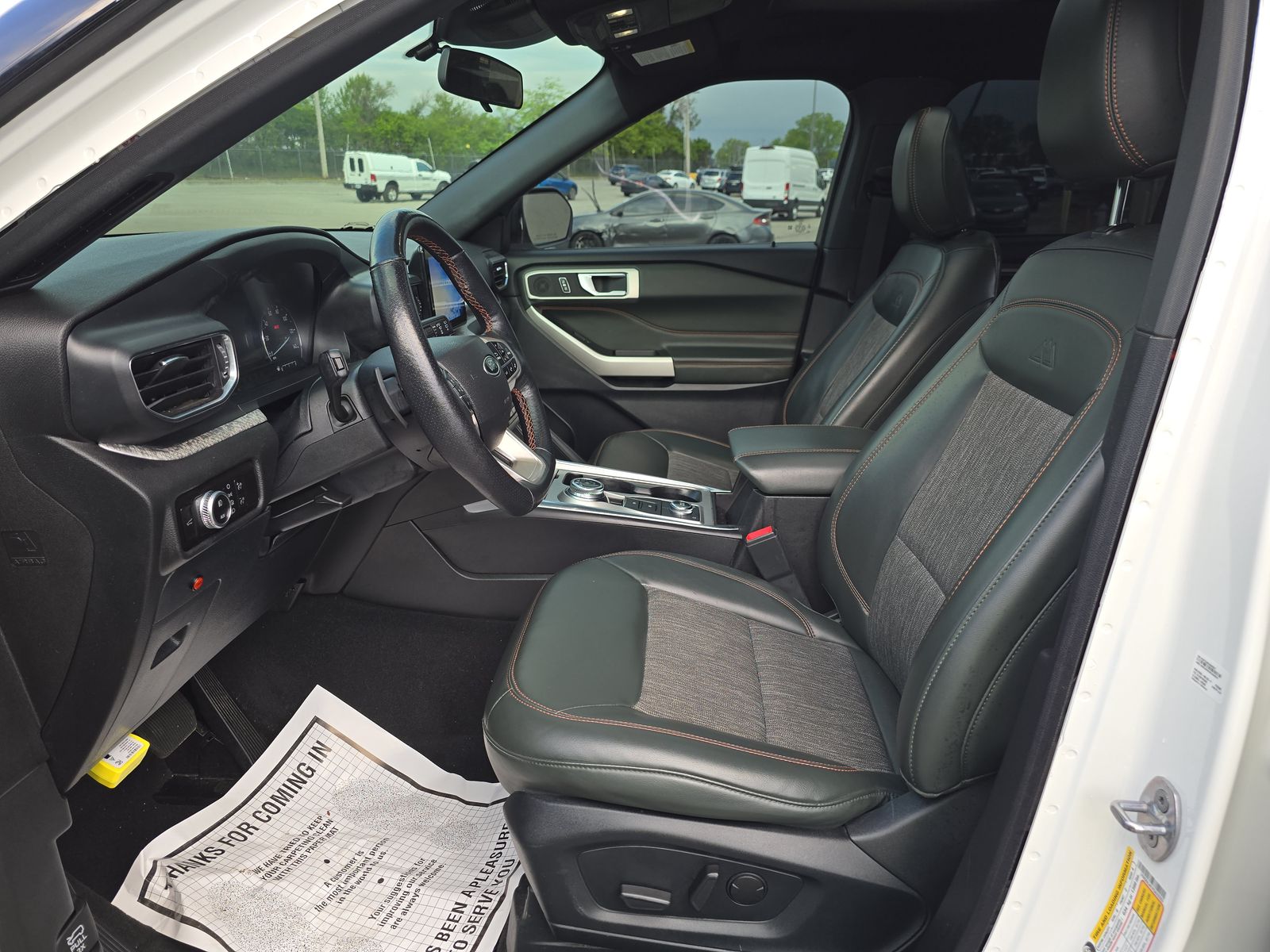 FORD EXPLORER - 8