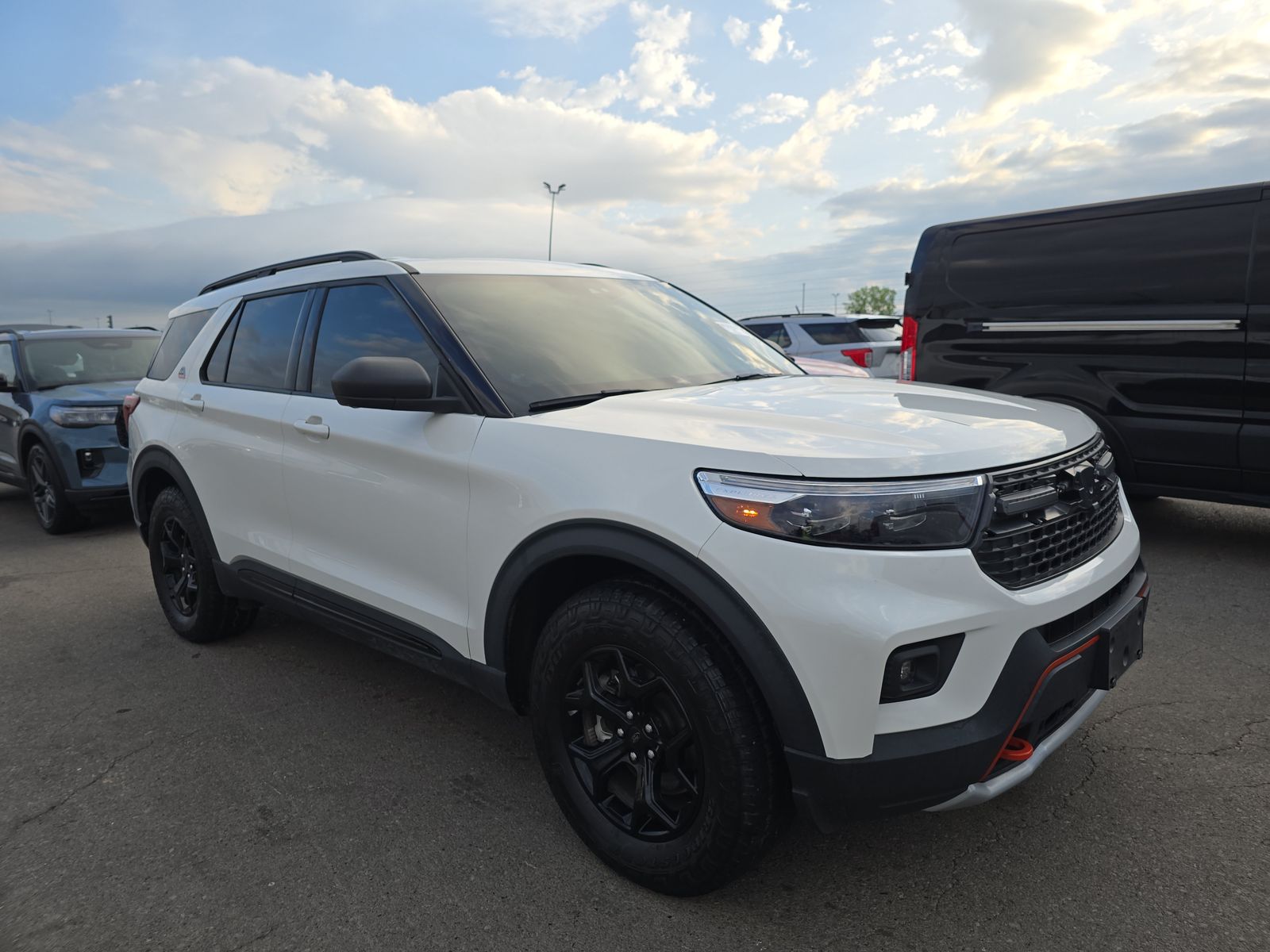 FORD EXPLORER - 4