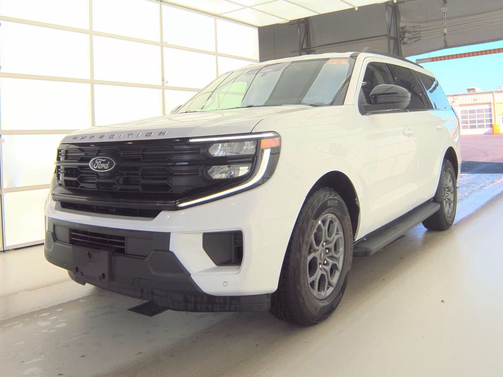 FORD EXPEDITION - 1