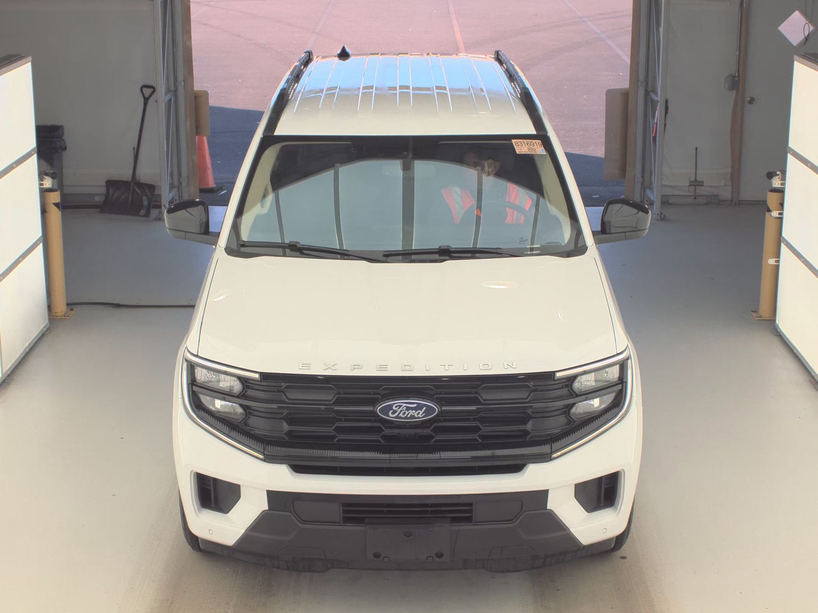 FORD EXPEDITION - 3