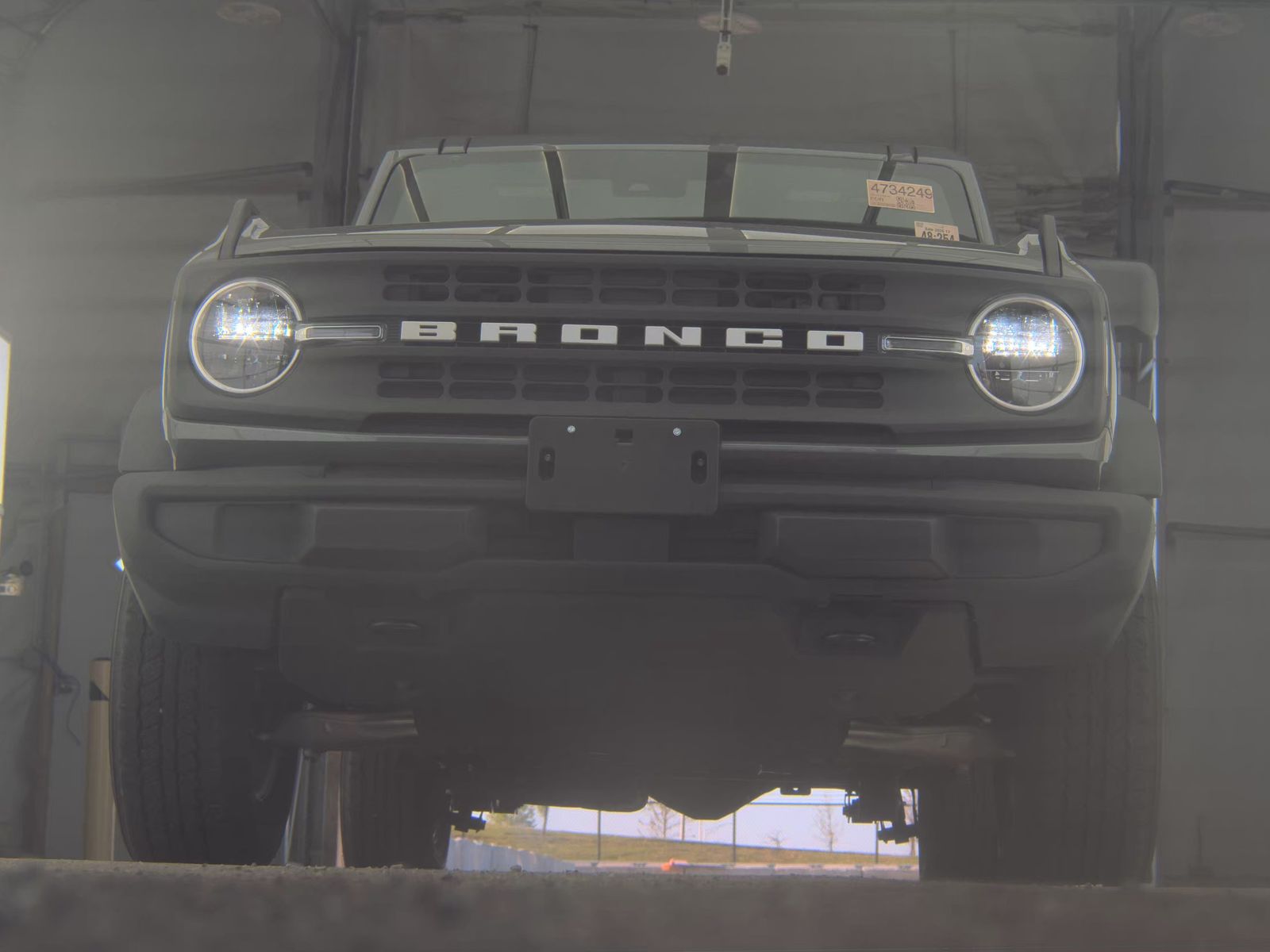 FORD BRONCO - 4
