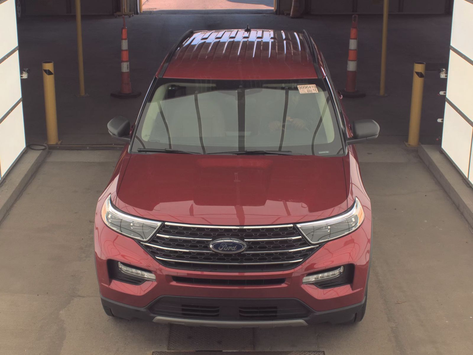 FORD EXPLORER - 3