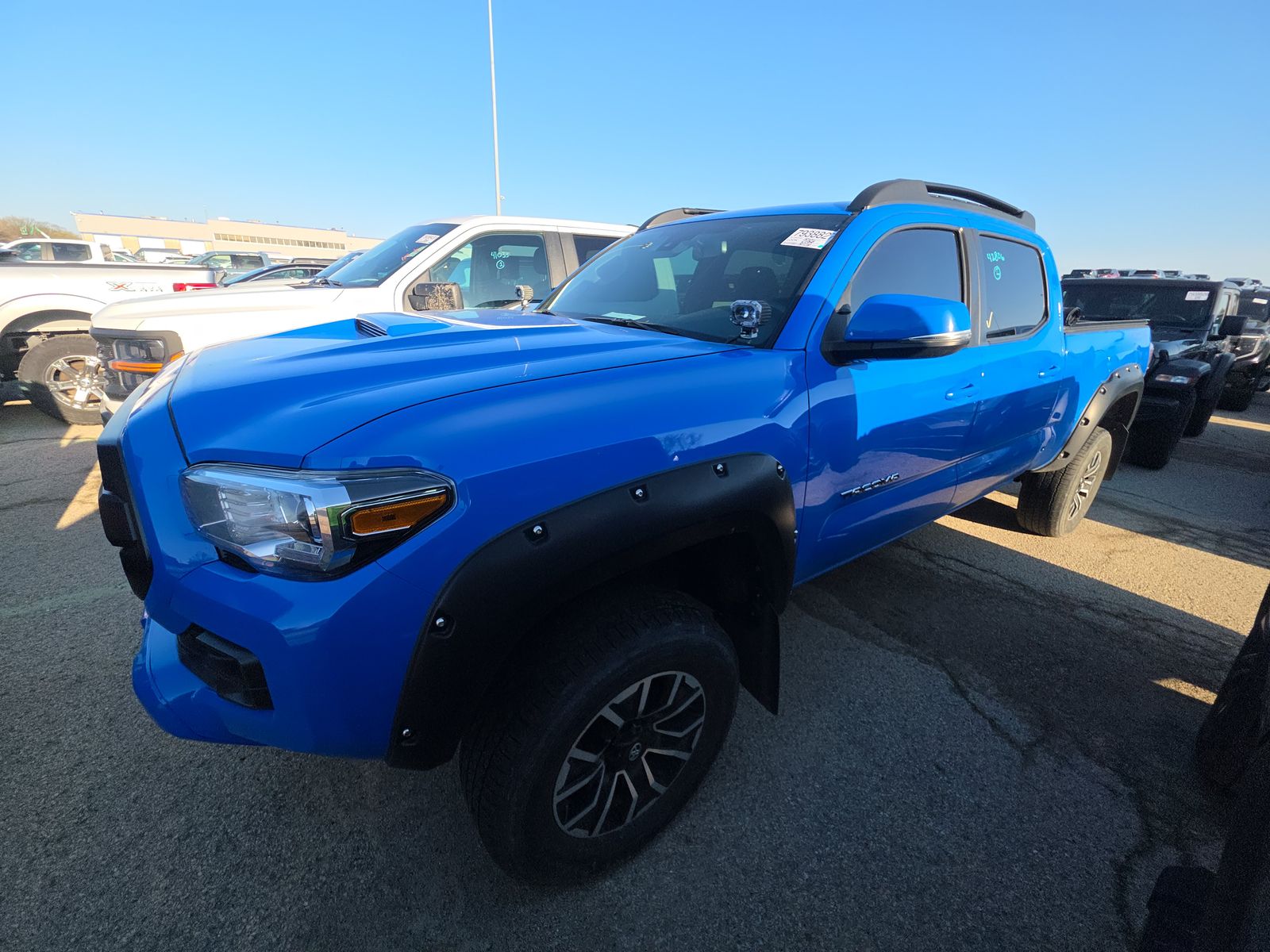 TOYOTA TACOMA - 1
