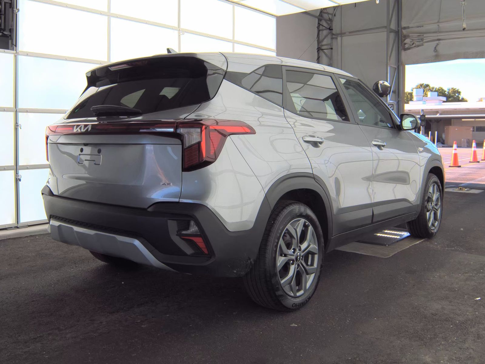KIA OTHER - 6
