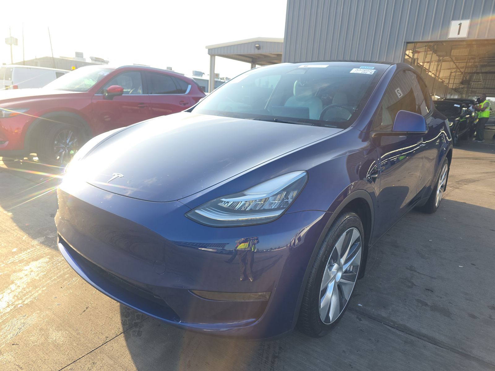 TESLA MODEL Y - 1