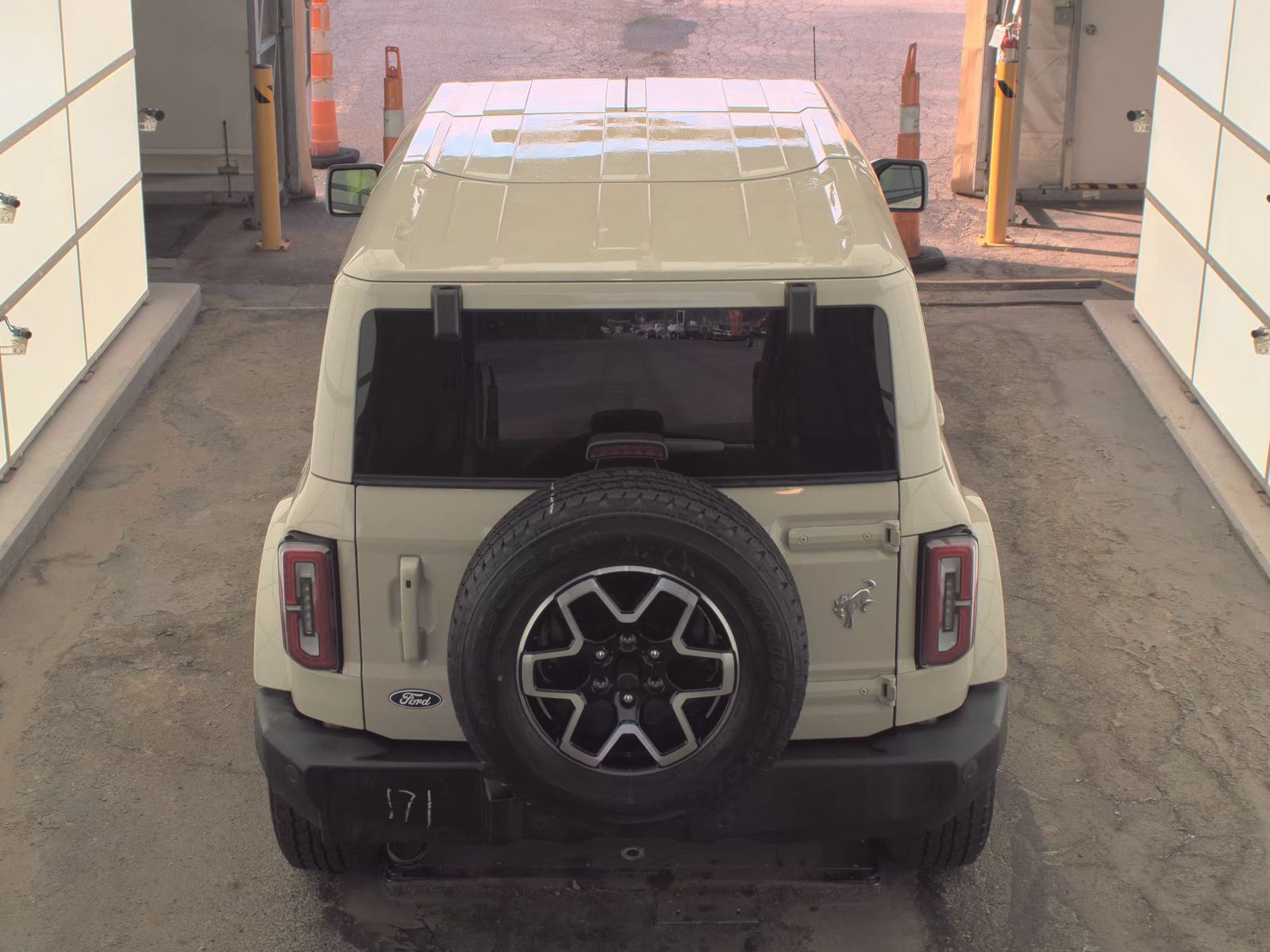 FORD BRONCO - 7