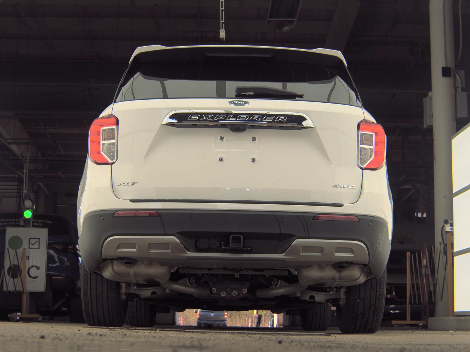 FORD EXPLORER - 8