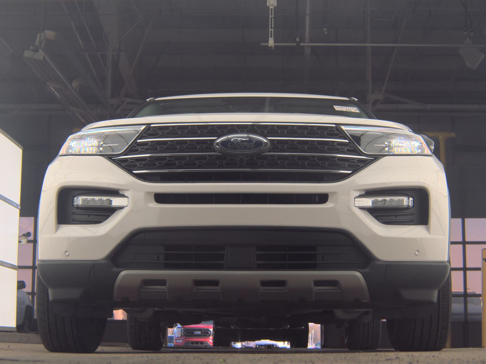 FORD EXPLORER - 4