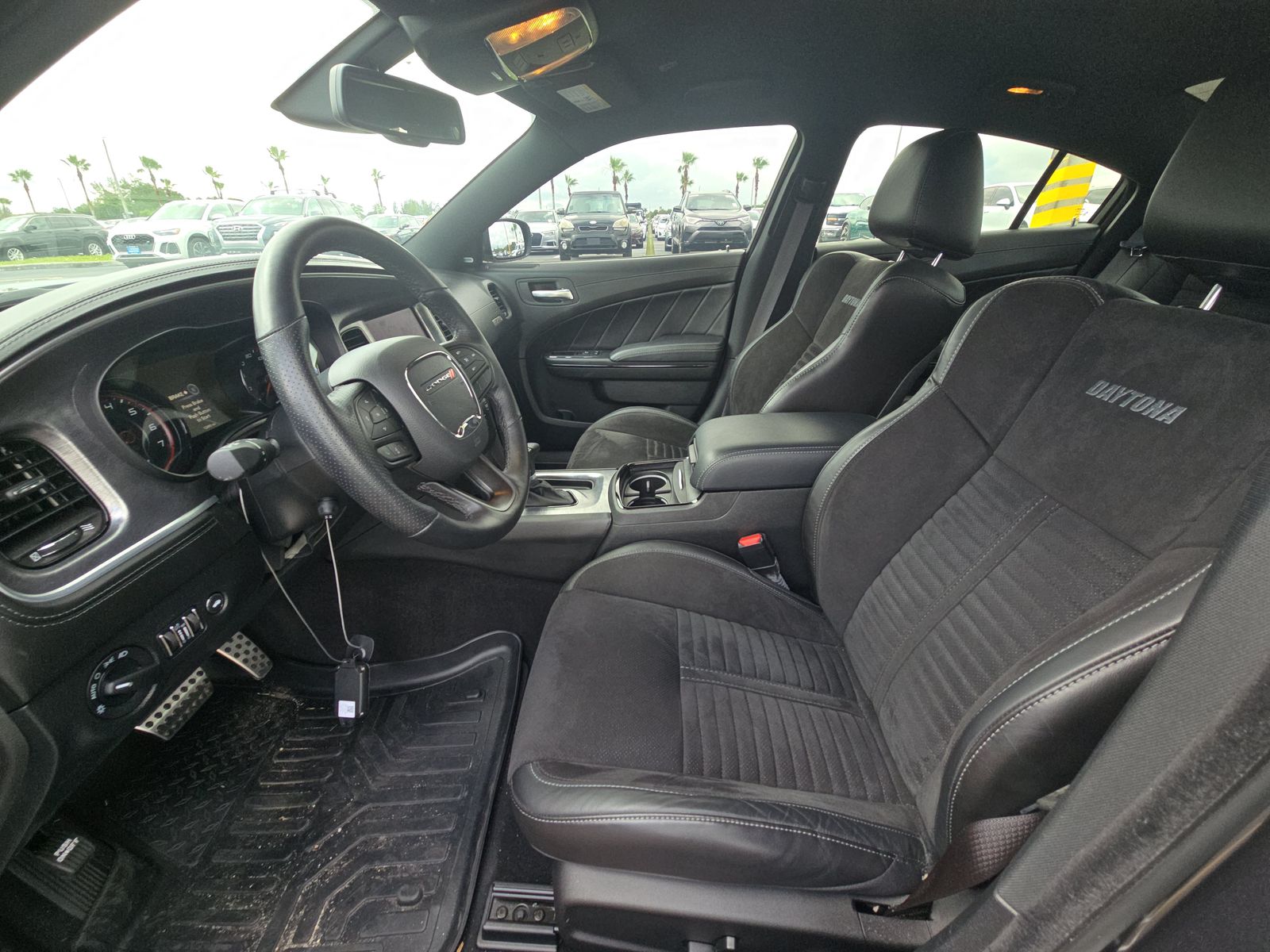 DODGE CHALLENGER - 8