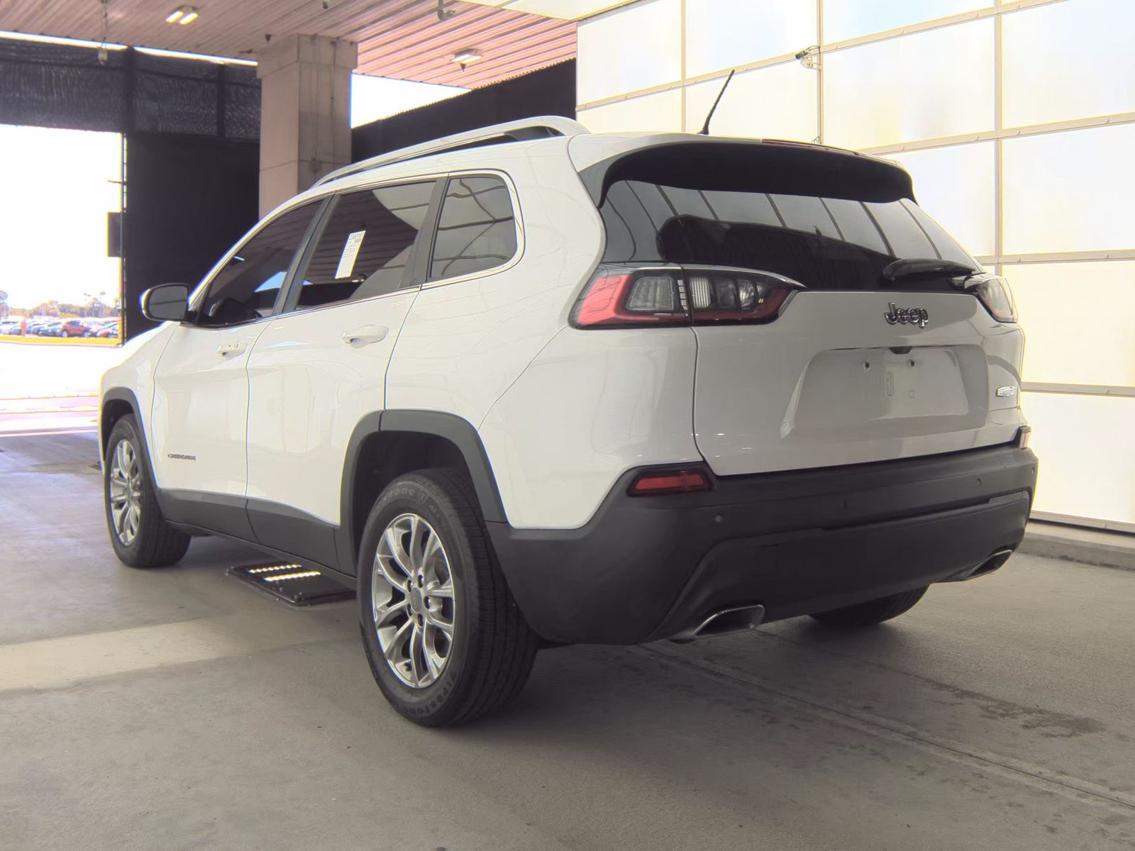 JEEP LATITUDE PLUS - 7