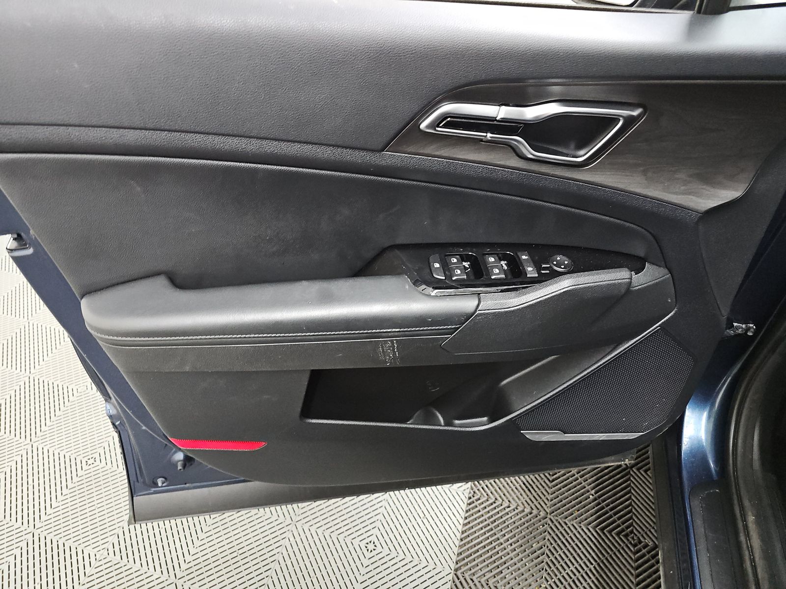 KIA PHEV X-LINE - 10