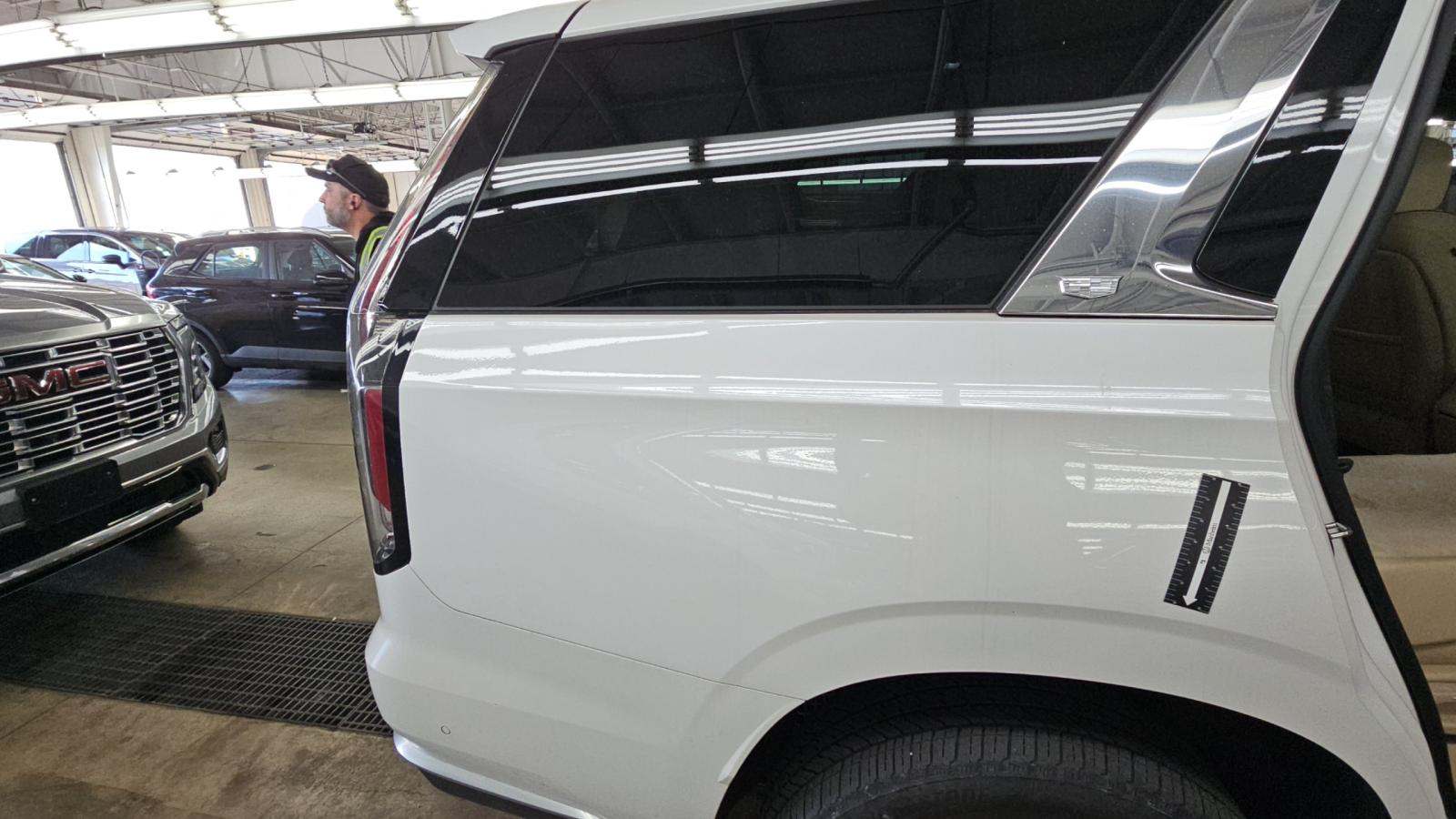 2024 Cadillac Escalade Premium Luxury AWD