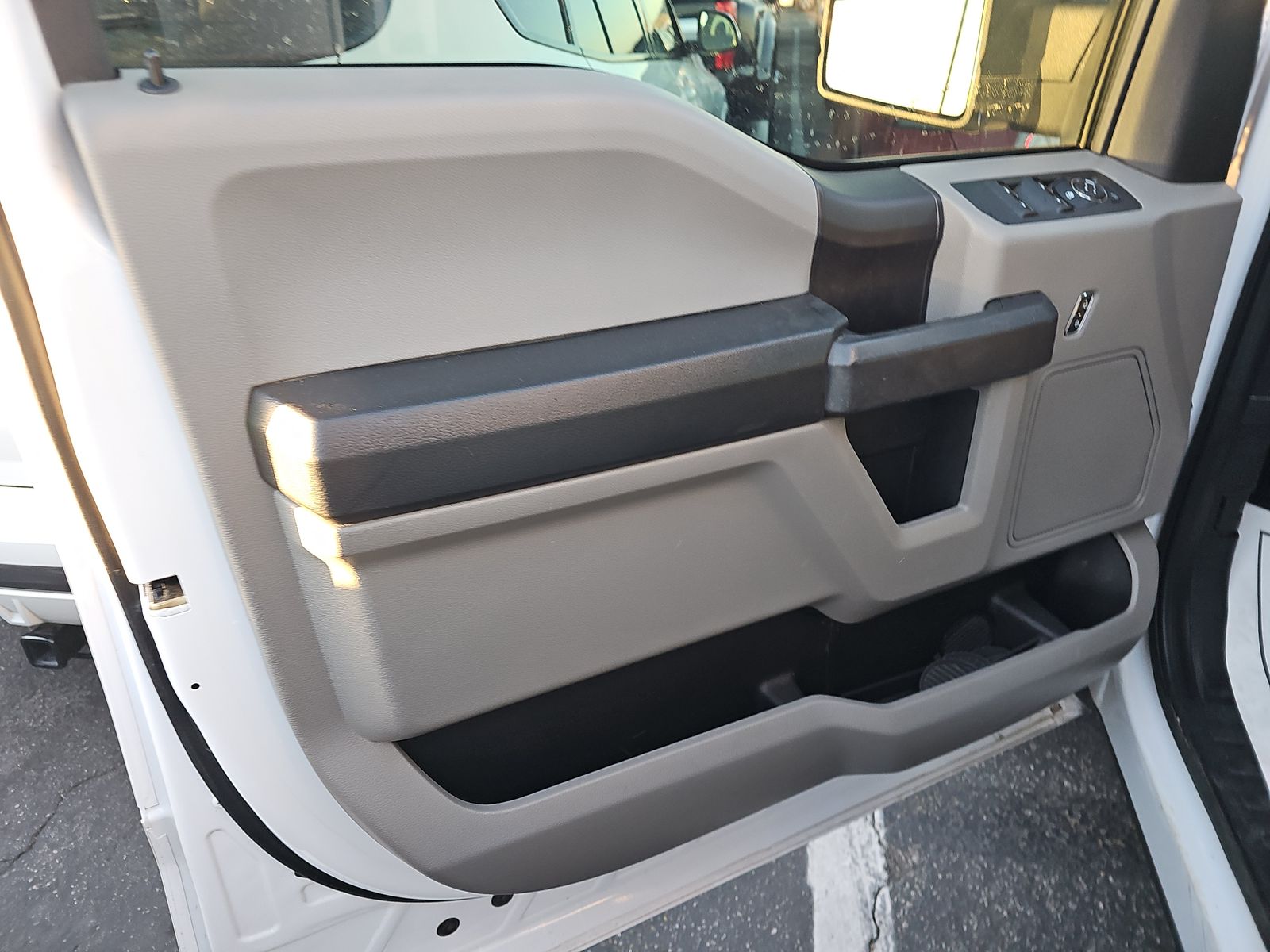 FORD F-150 - 10