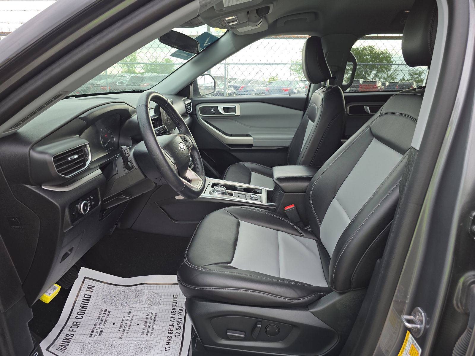 FORD EXPLORER - 8