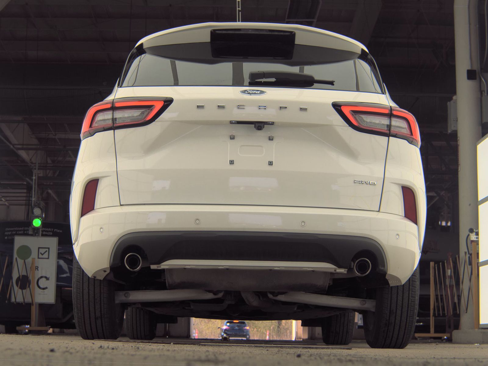 FORD ESCAPE - 8