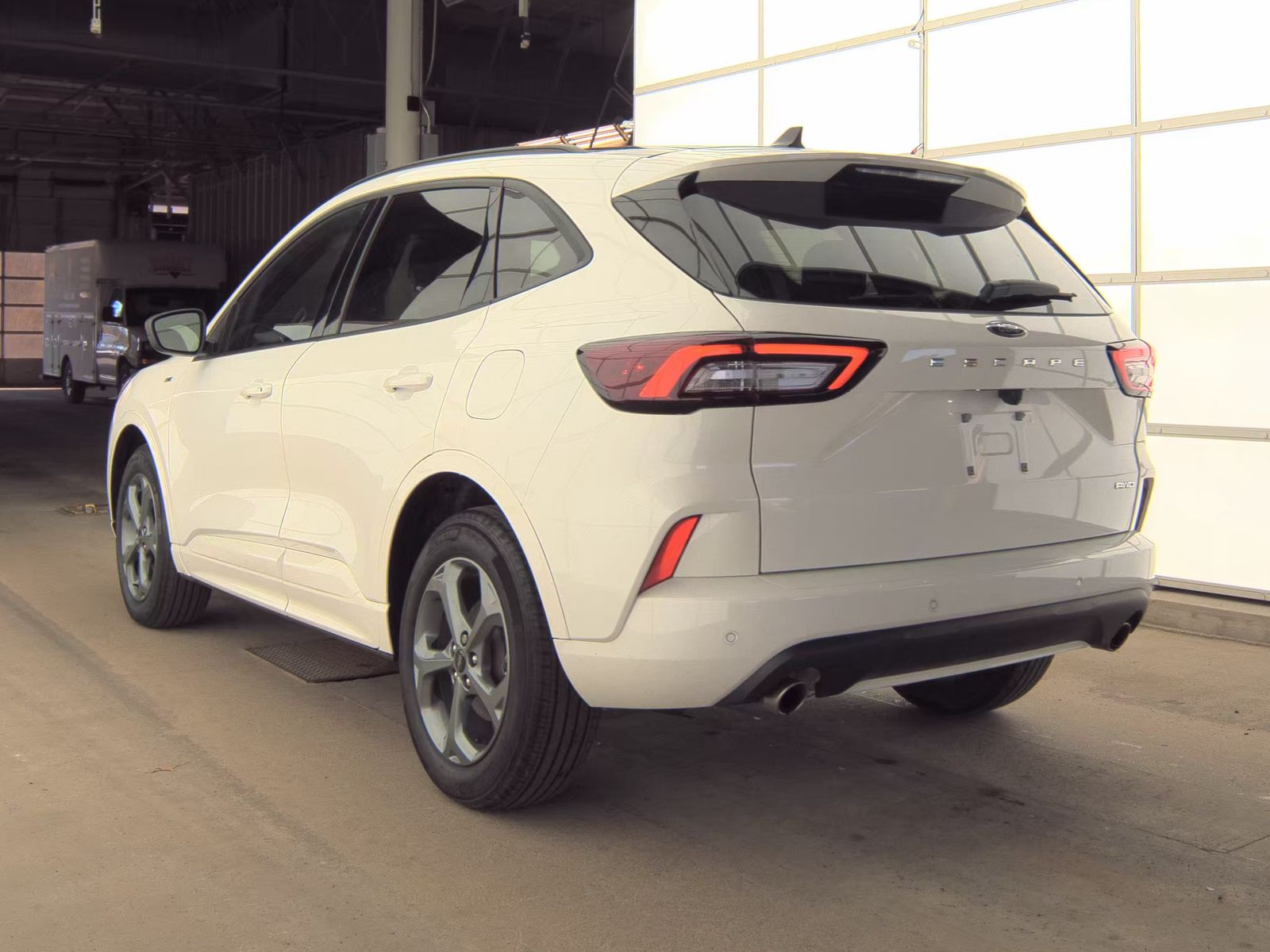 FORD ESCAPE - 9