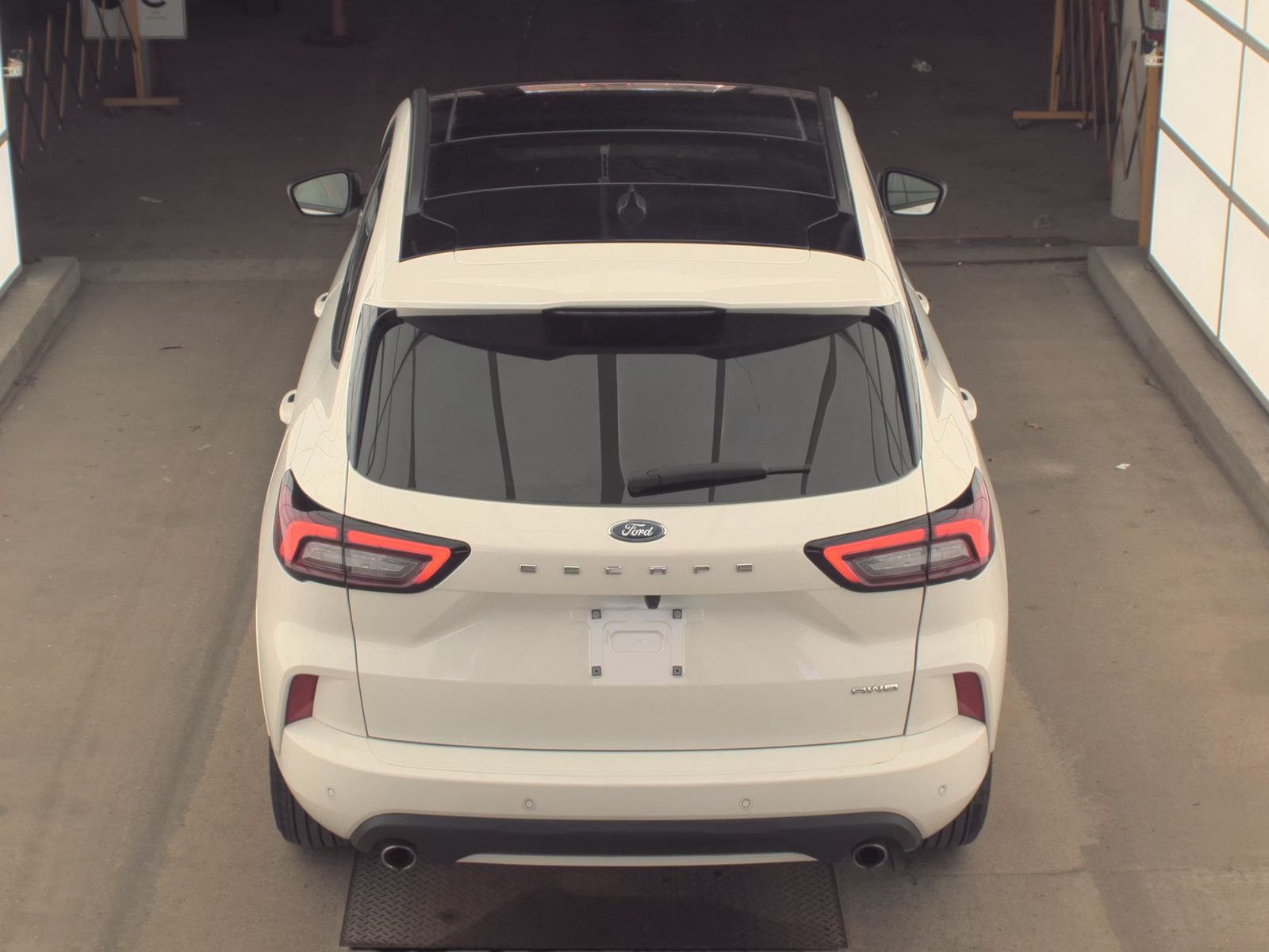 FORD ESCAPE - 7