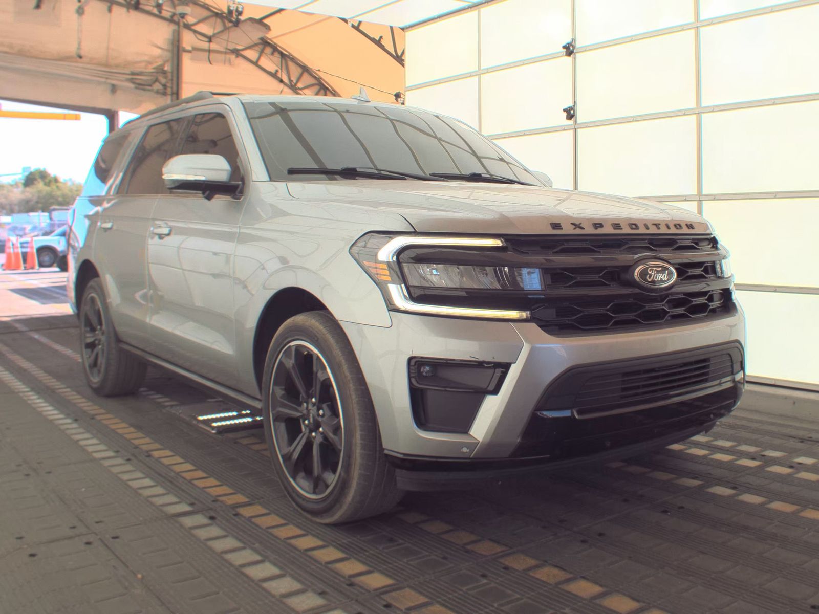 FORD EXPEDITION - 5