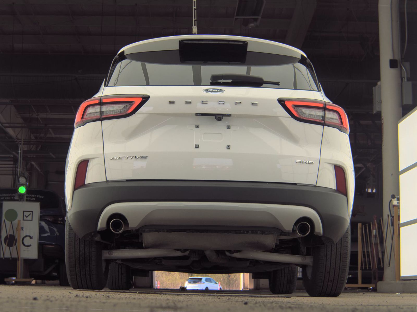 FORD ESCAPE - 8