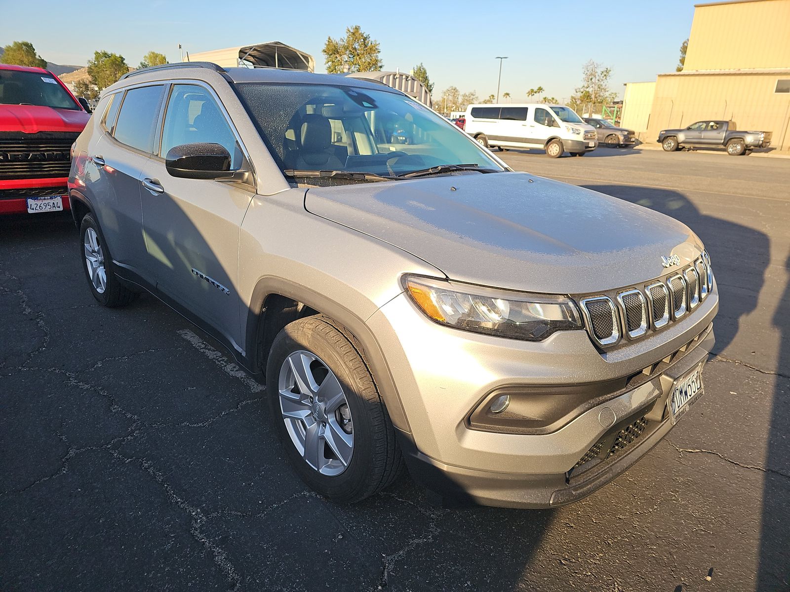 JEEP LATITUDE - 4