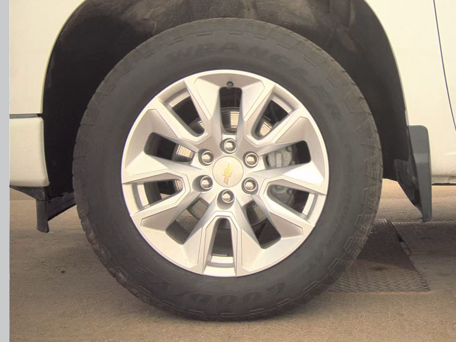 CHEVROLET CUSTOM - 10