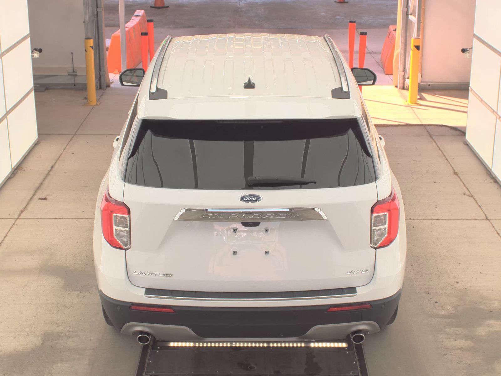 FORD EXPLORER - 7