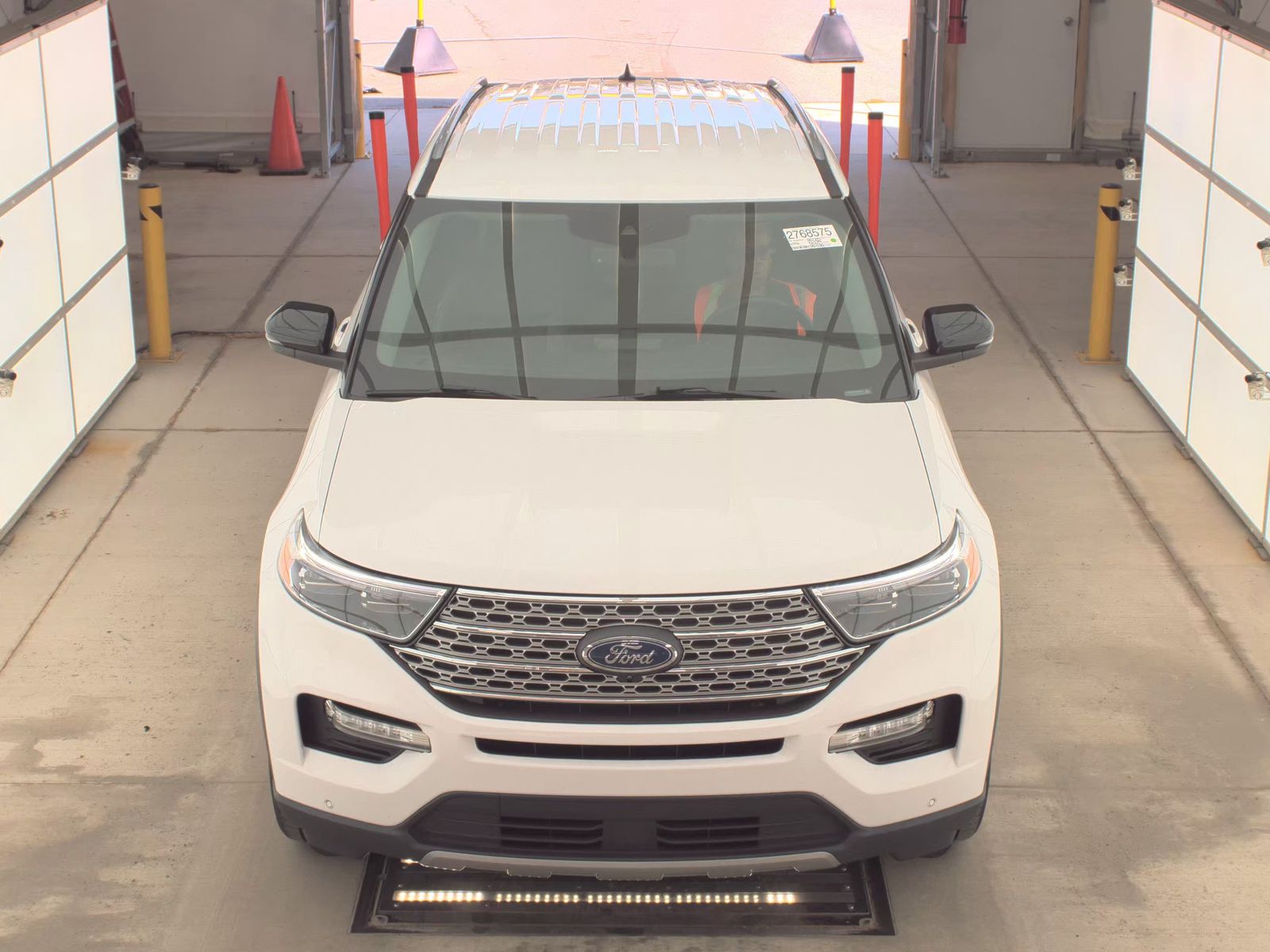 FORD EXPLORER - 3