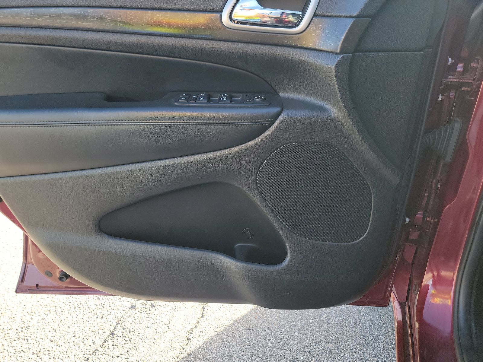 JEEP LAREDO ALTITUDE EDITION - 10