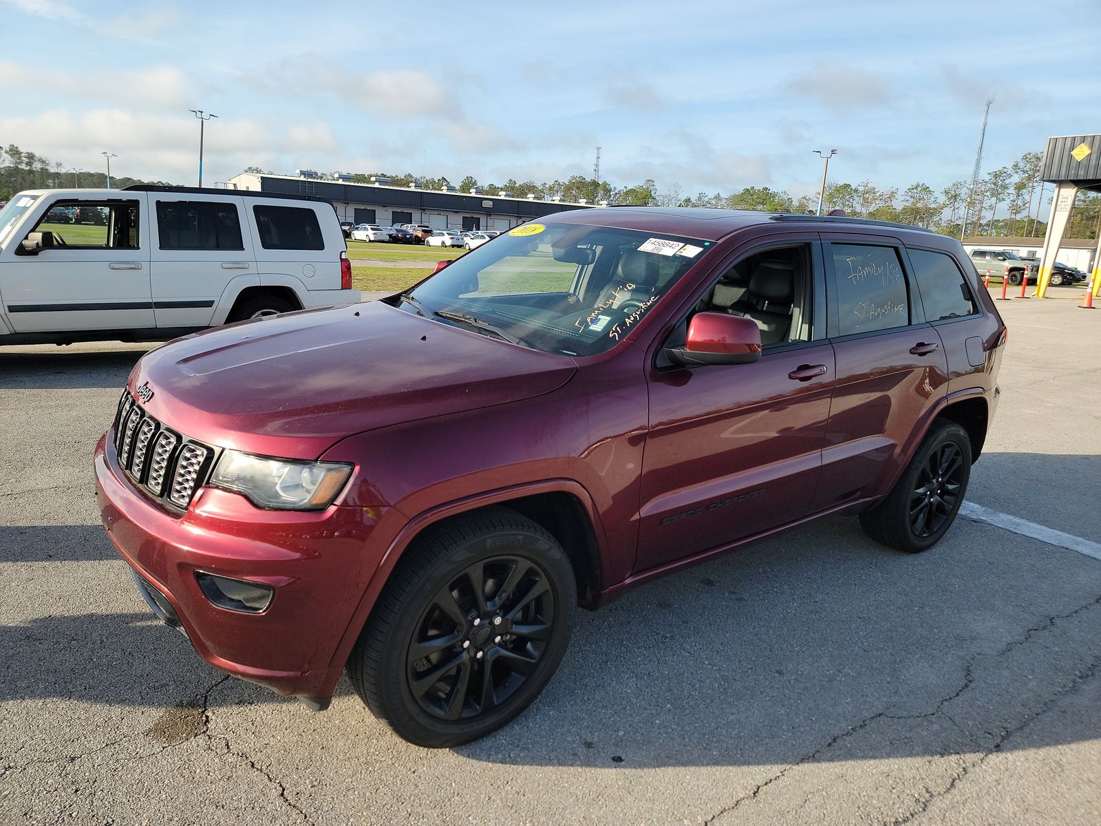 JEEP LAREDO ALTITUDE EDITION - 1