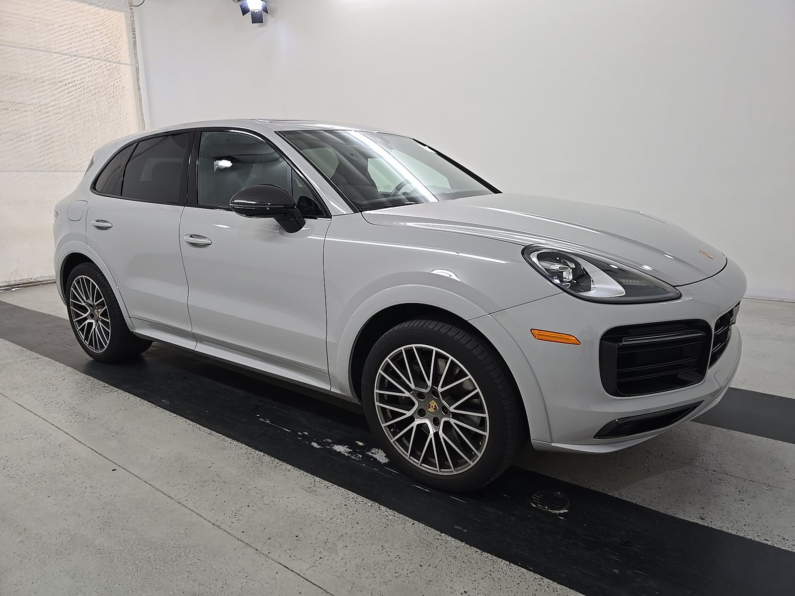 PORSCHE CAYENNE - 4