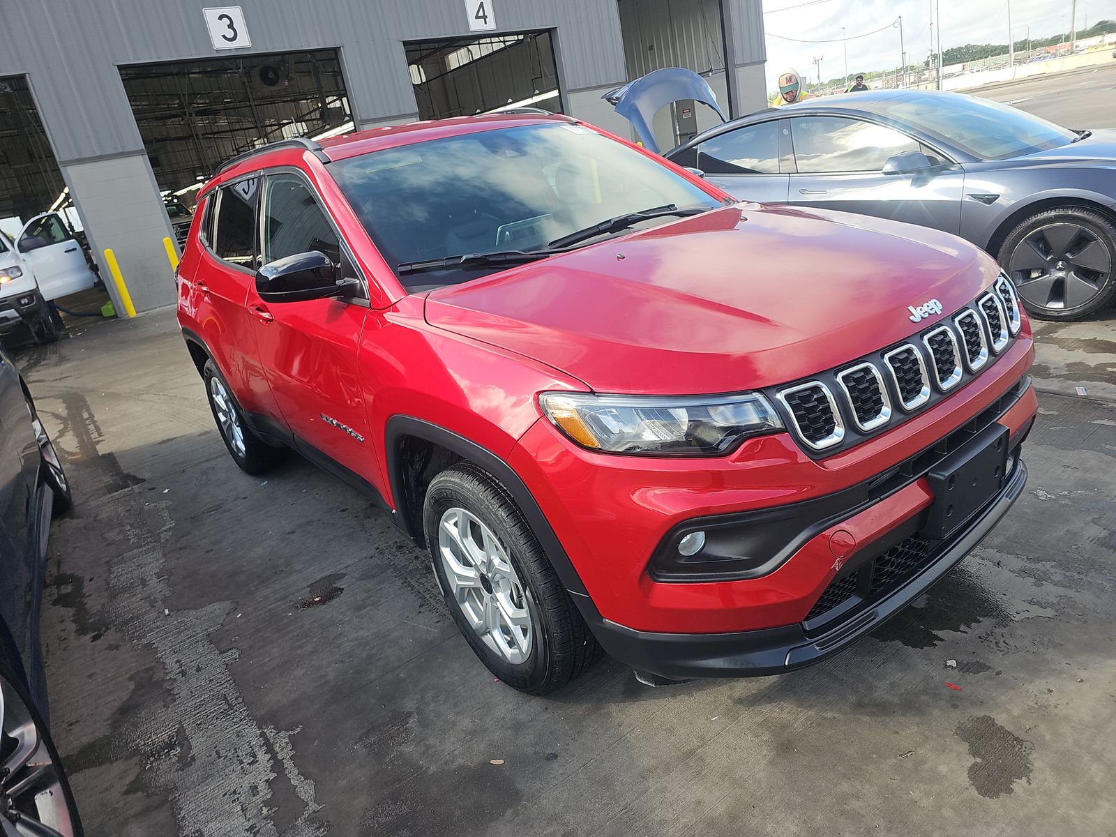 JEEP LATITUDE - 4