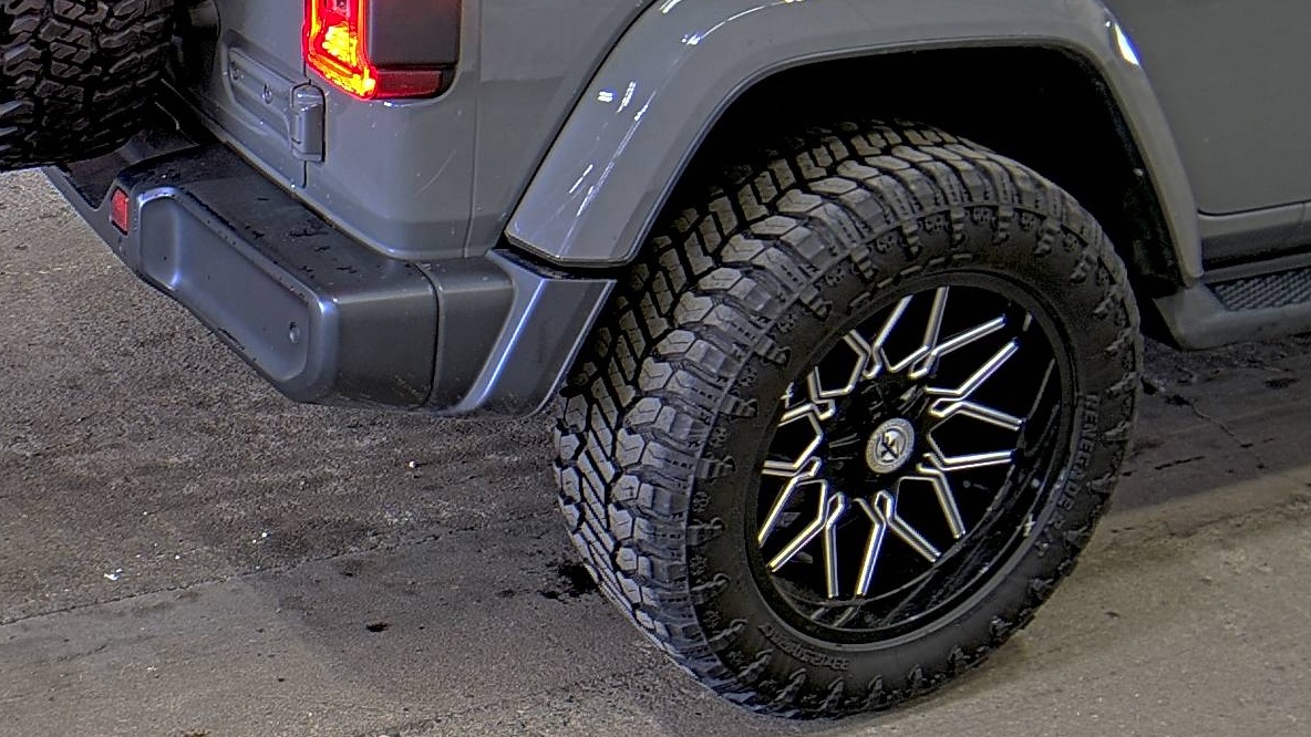 JEEP UNL SAHARA - 10