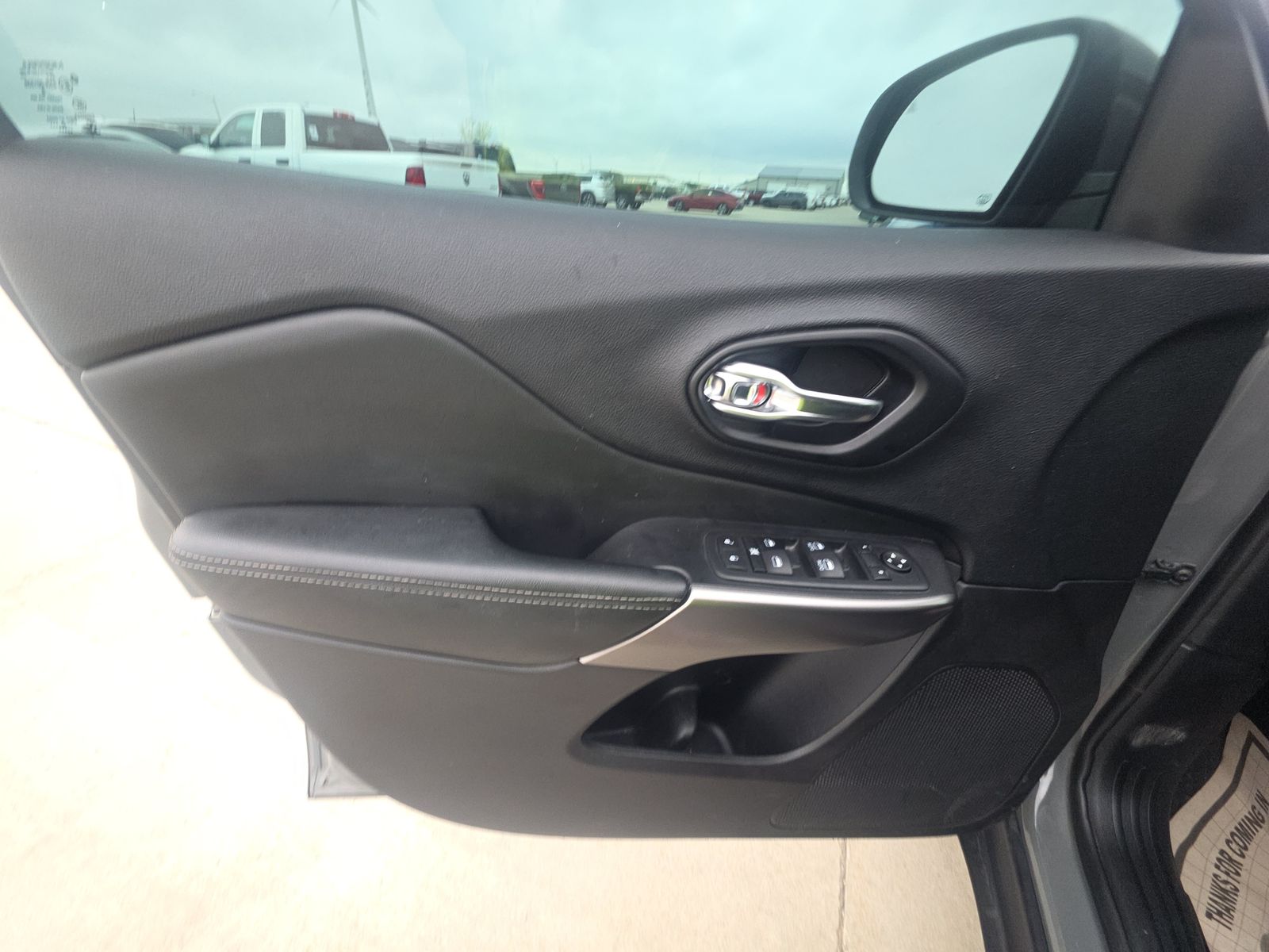 JEEP LATITU LUX - 10